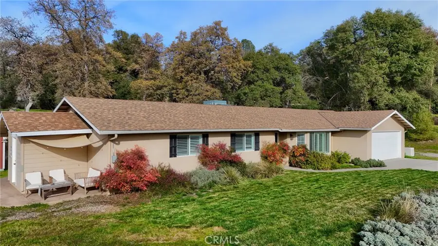 40740 Road 425a, Oakhurst, CA 93644 - Image #2