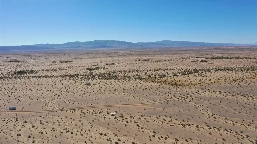 5 Indian Trail, Twentynine Palms Yucca Valley, CA 92277 - Image #2