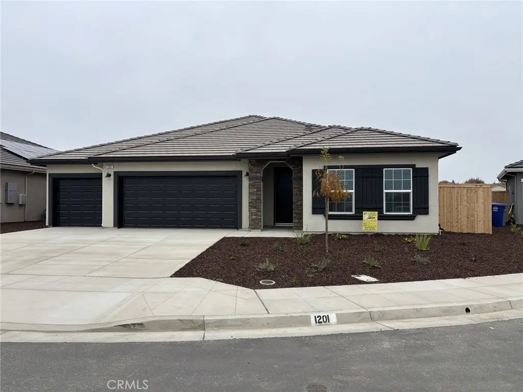 1201 Via Valencia Drive, Madera, CA 93637 - Image #1