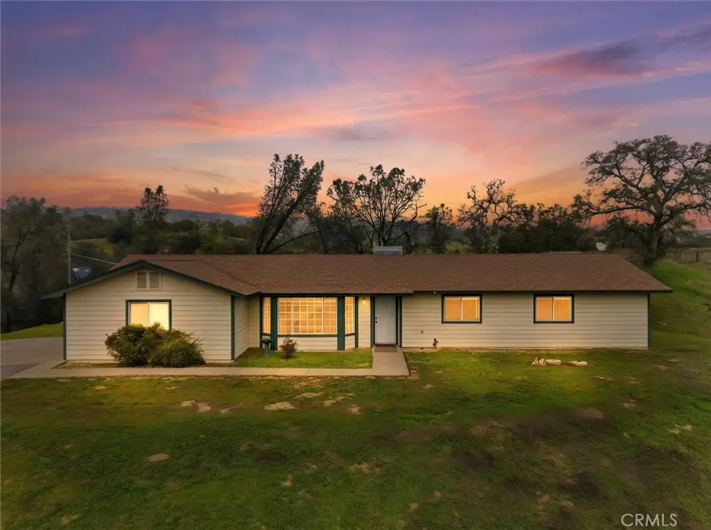 29951 N Lilley Way, Coarsegold, CA 93614 - #1