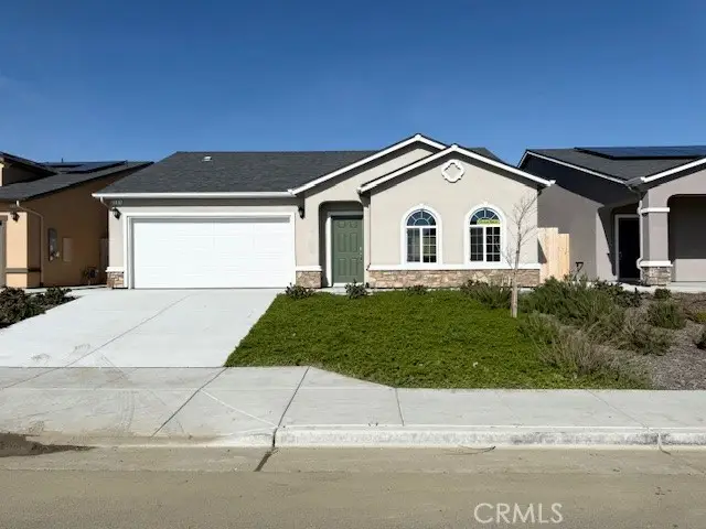 1105 E Orange Street, Avenal, CA 93204 - #2
