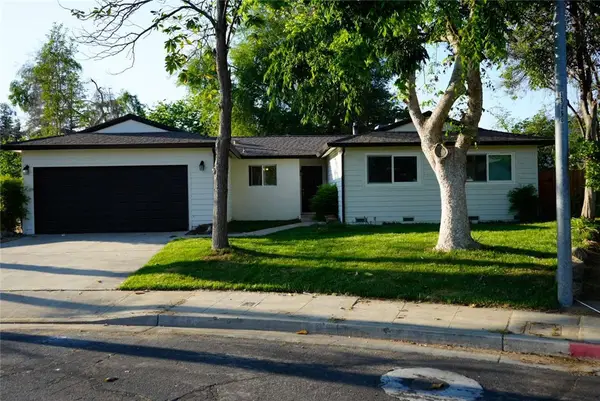 2214 Fordham Avenue, Clovis, CA 93611