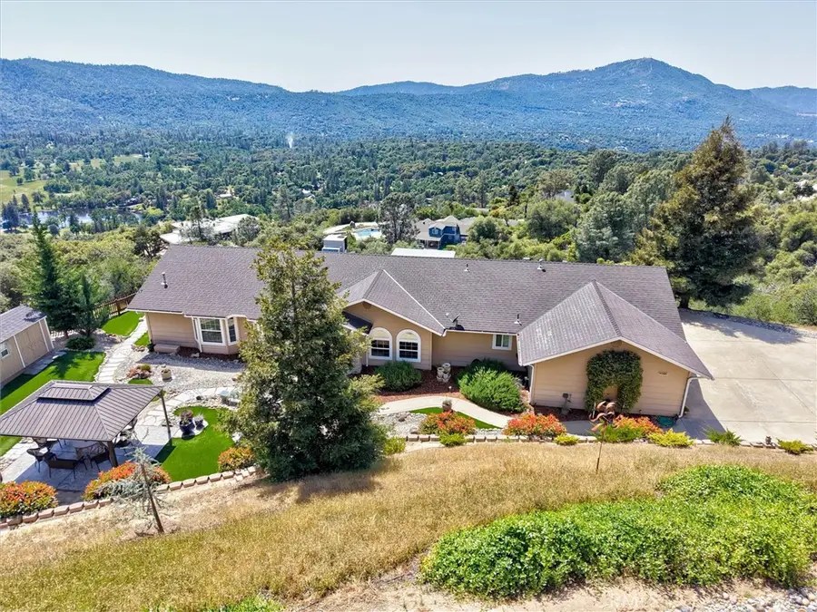 39380 Suncrest Court, Oakhurst, CA 93644 - #2