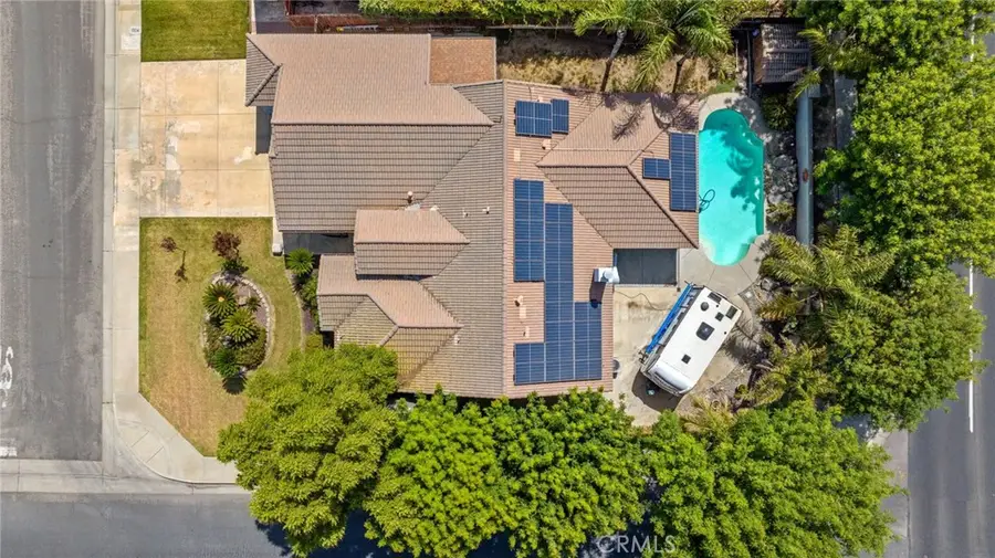1547 W Claridge Court, Hanford, CA 93230 - #2
