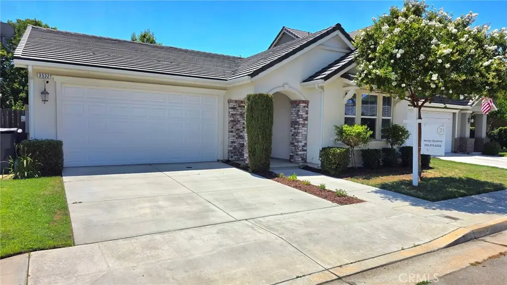 3532 Hampton, Clovis, CA 93619 - #1