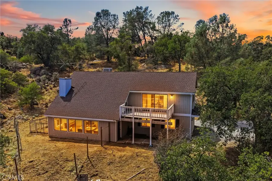 30880 Yosemite Springs, Coarsegold, CA 93614 - #2
