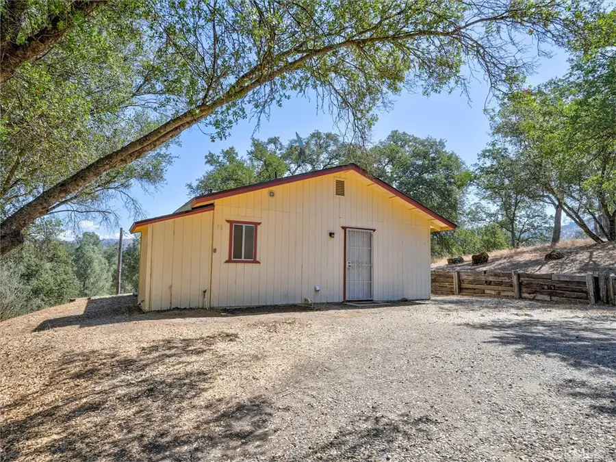 42025 Road 415, Coarsegold, CA 93614 - #2