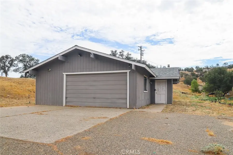 39503 S Lilley, Coarsegold, CA 93614 - #2
