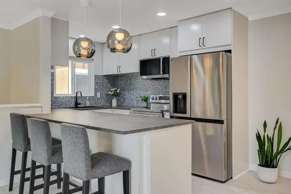 10406 Caminito Rimini, San Diego, CA 92129