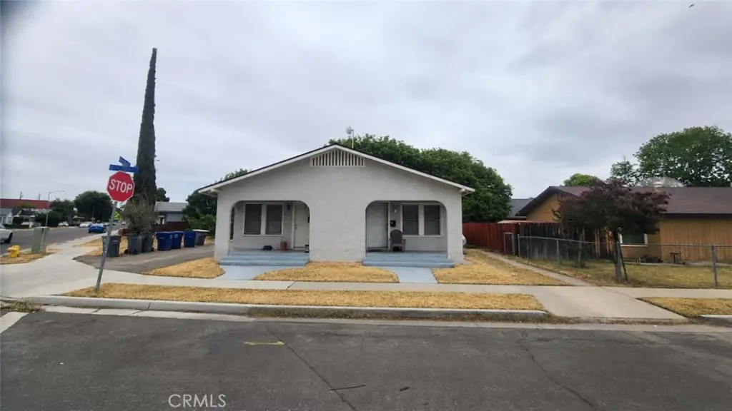 450 N 6th, Coalinga, CA 93210 - #1