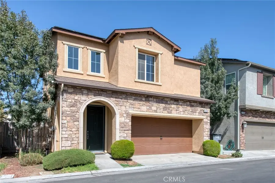 5438 W Santa Barbara, Fresno, CA 93722 - #3