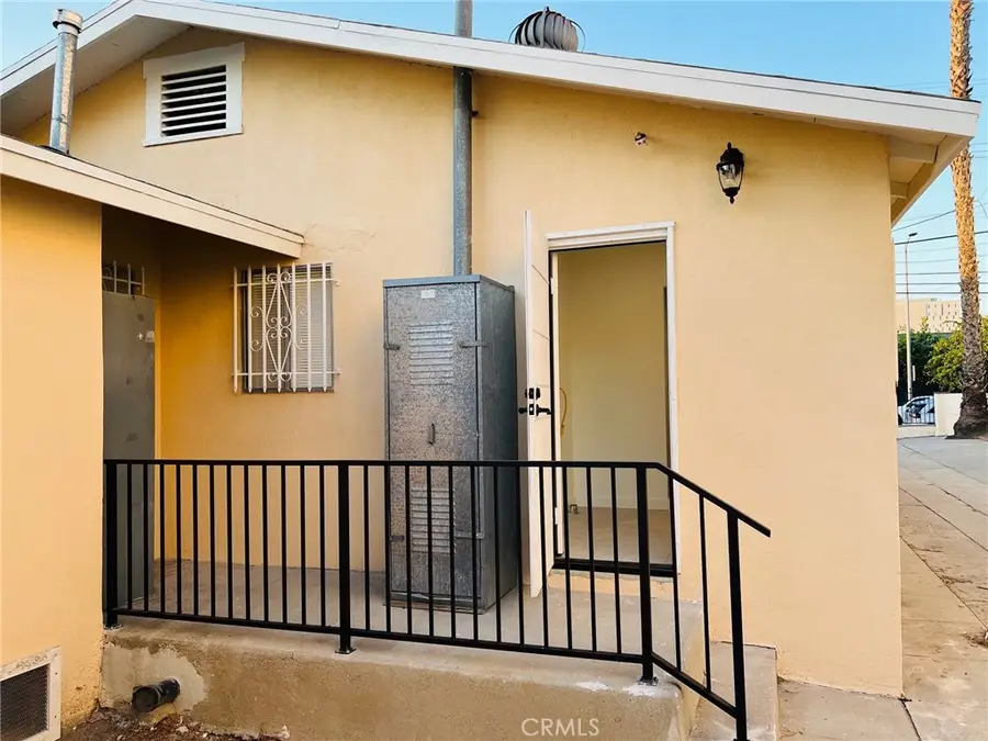 4920 W Fountain Avenue, Los Angeles, CA 90029 - #3