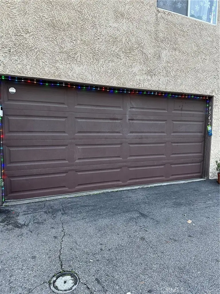 9542 Via Venezia, Burbank, CA 91504 - #3