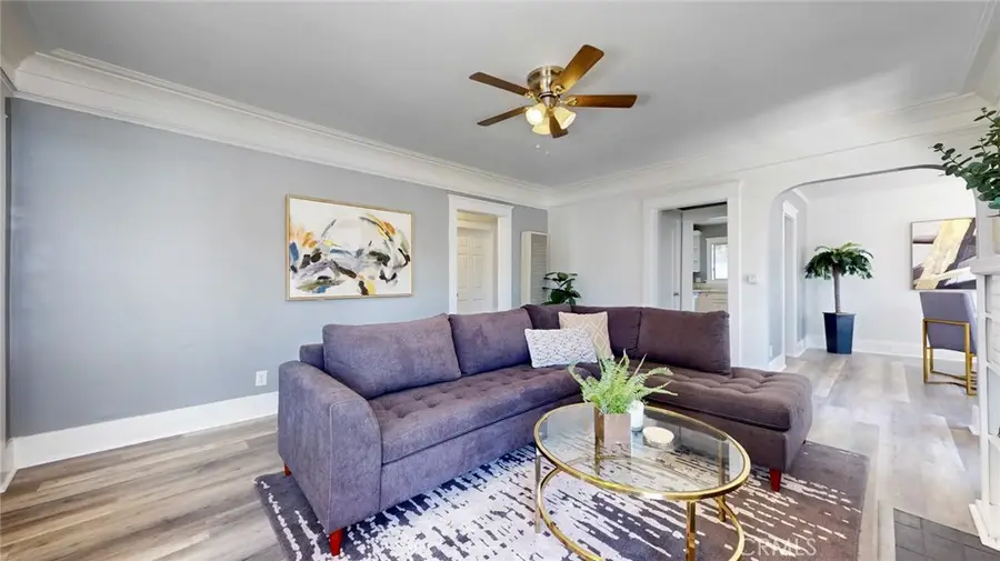 243 N Verdugo Road, Glendale, CA 91206 - Image #2