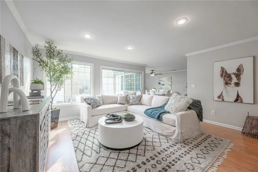 6520 Tampa Avenue #6, Reseda, CA 91335 - Image #3