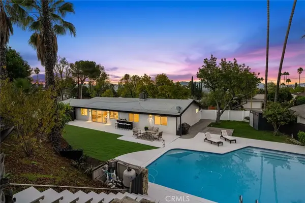 20632 Tiara Street, Woodland Hills, CA 91367