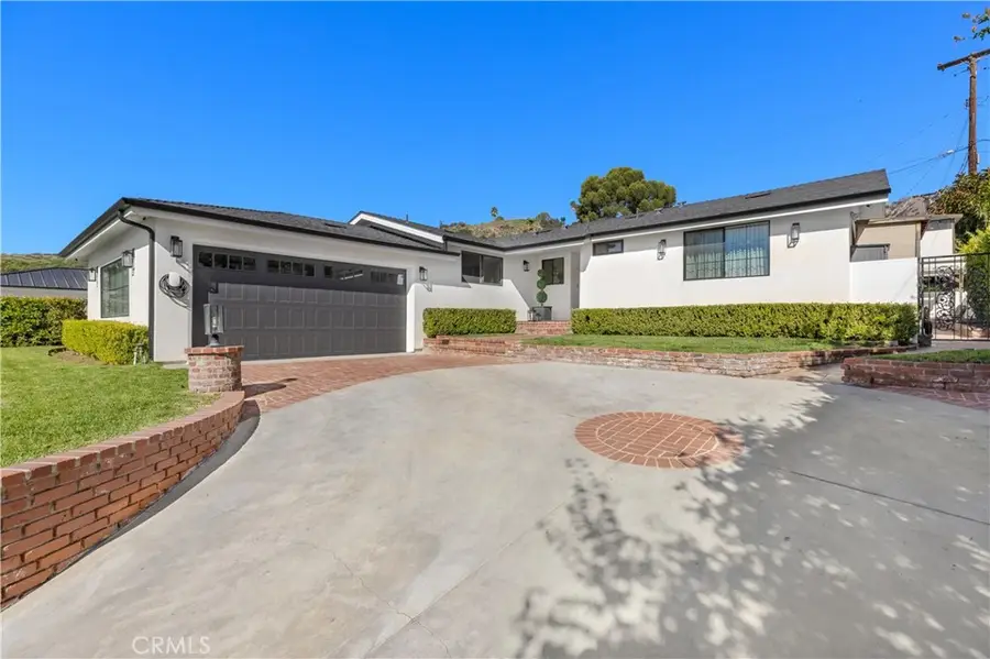 3006 Trudi Lane, Burbank, CA 91504 - Image #2