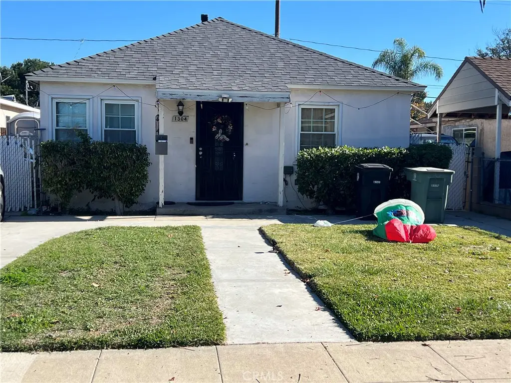 1304 N Griffith Park, Burbank, CA 91506 - Image #1