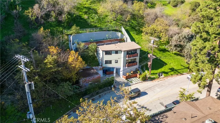 2239 Laurel Canyon, Los Angeles, CA 90046 - #2