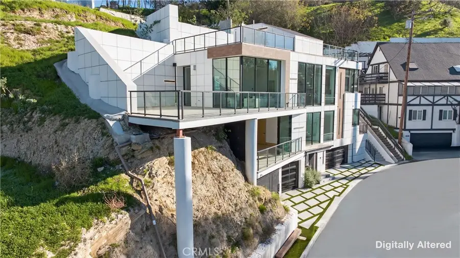 4016 Oakfield Dr, Sherman Oaks, CA 91423 - #3
