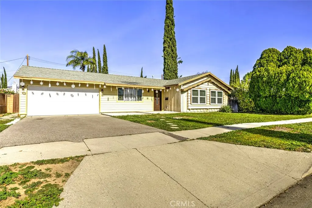 20437 Septo Street, Chatsworth, CA 91311 - Image #1