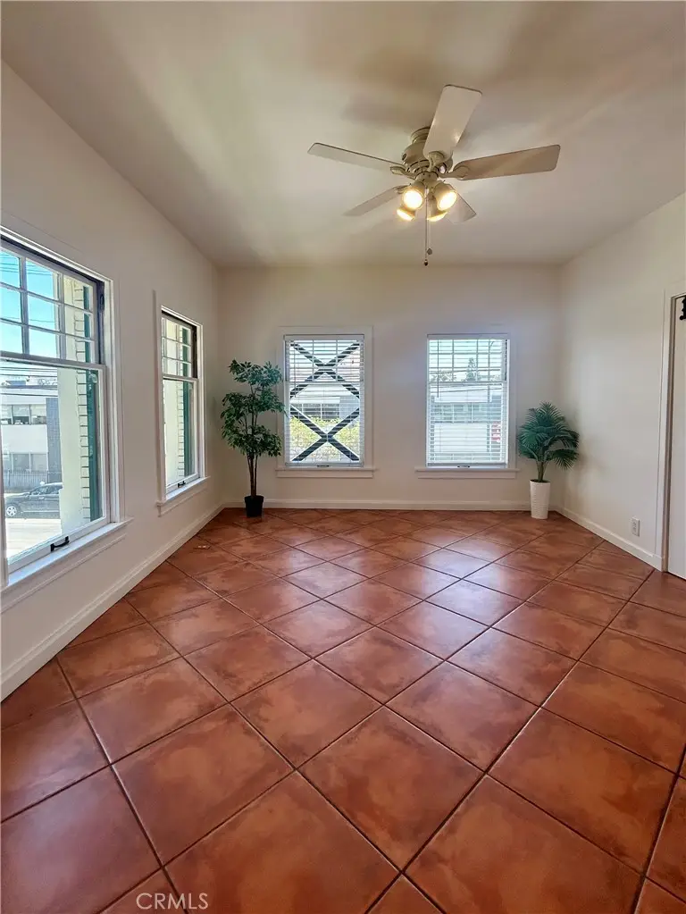 2121 James M Wood Boulevard #224, Los Angeles, CA 90006 - #3