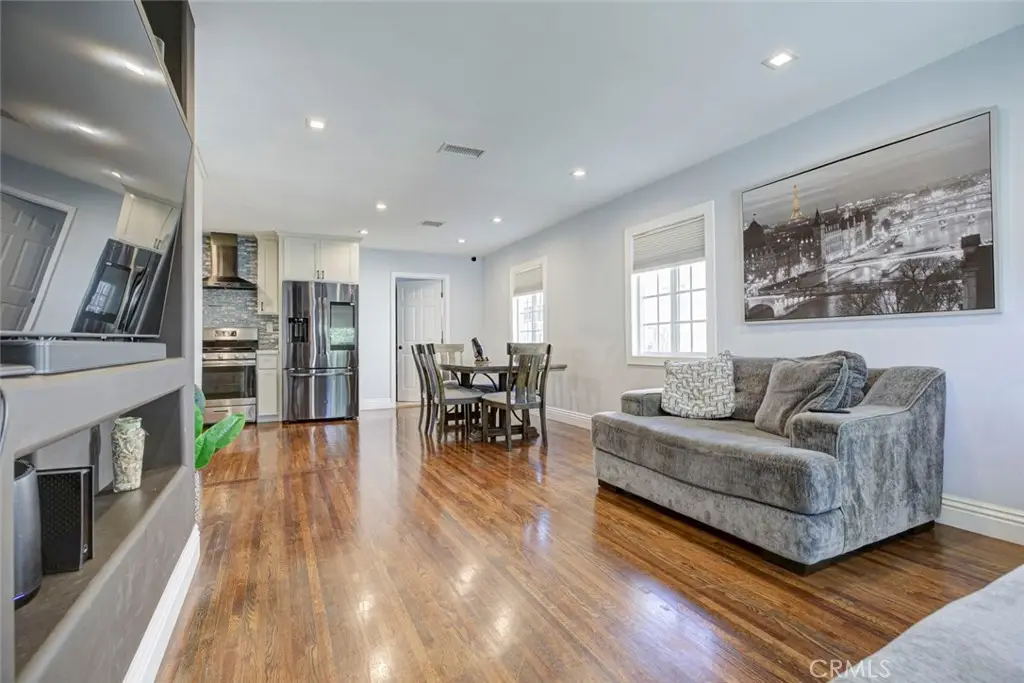 7007 Murietta Avenue, Van Nuys, CA 91405 - Image #1