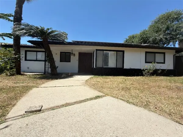 8835 Haskell, North Hills, CA 91343