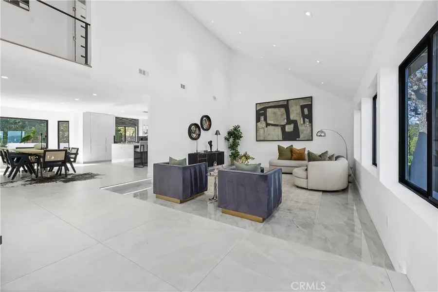 20101 Greenbriar, Tarzana, CA 91356 - Image #3