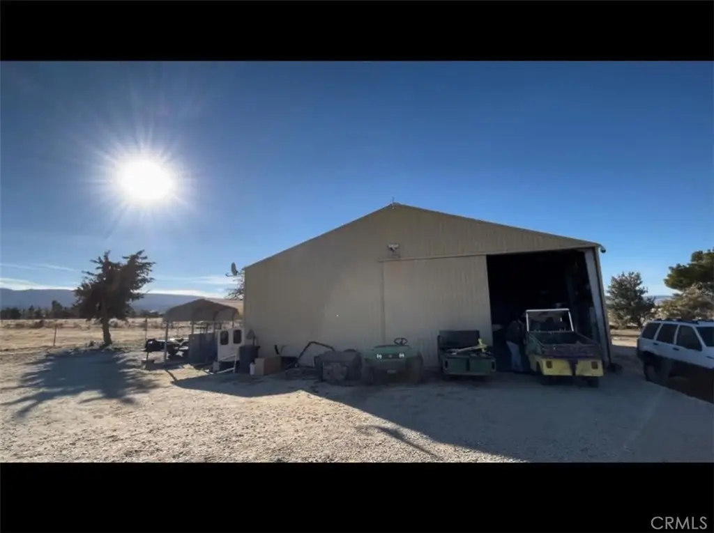 25220 W Avenue B8, Lancaster, CA 93536 - Image #1