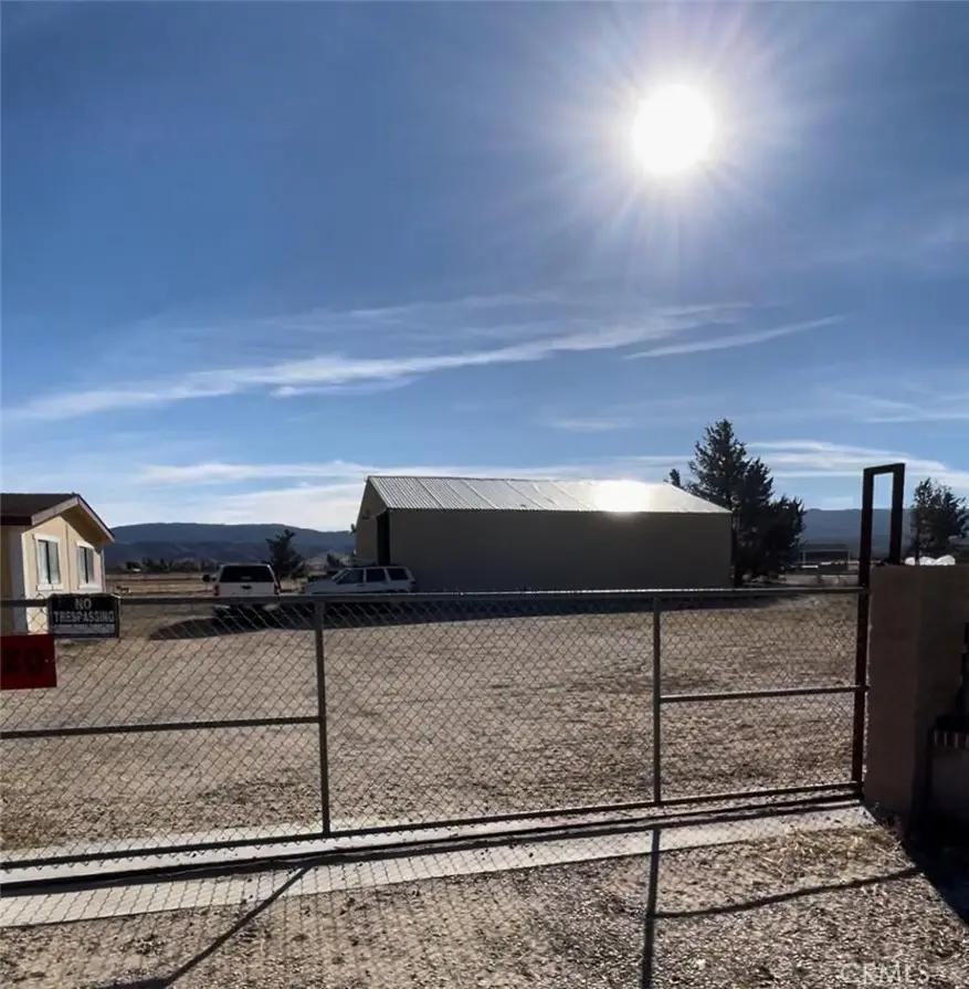 25220 W Avenue B8, Lancaster, CA 93536 - Image #3