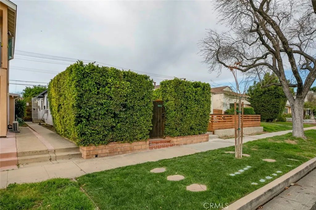 1423 N Hollywood, Burbank, CA 91505 - #1