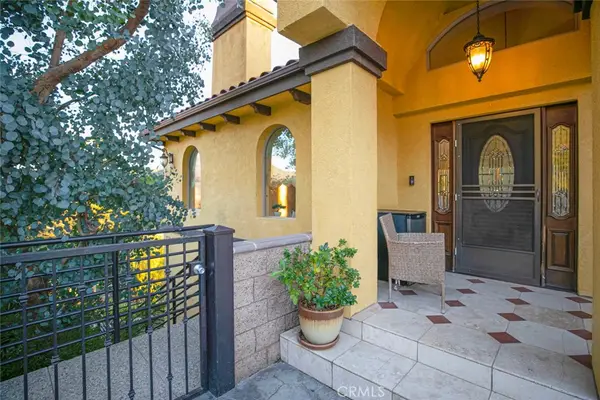 9336 Wayside Drive, Sunland, CA 91040