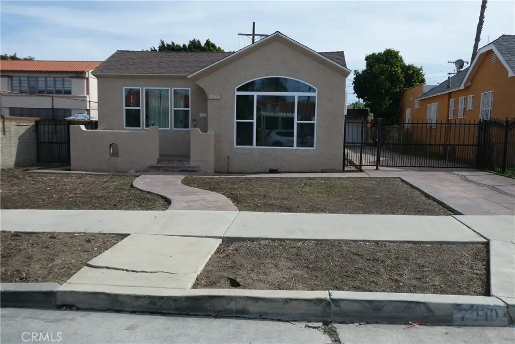 7040 Arlington, Los Angeles, CA 90043 - #1