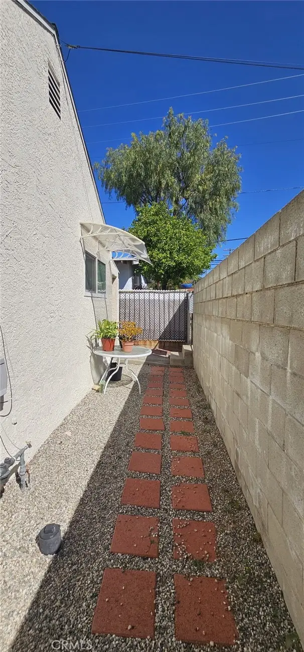 10069 Mountair Avenue, Tujunga, CA 91042 - #2