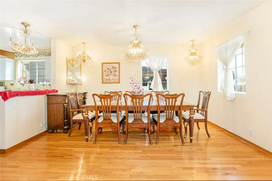 11020 Scoville Avenue, Sunland, CA 91040 - #2