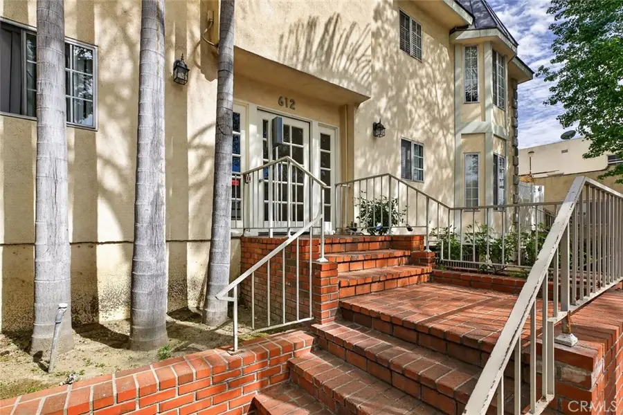 612 N Columbus Avenue #104, Glendale, CA 91203 - #2