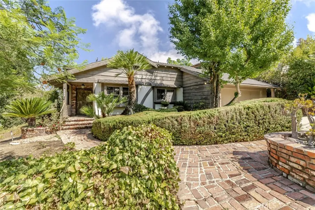 3852 Eureka Drive, Studio City, CA 91604 - #1