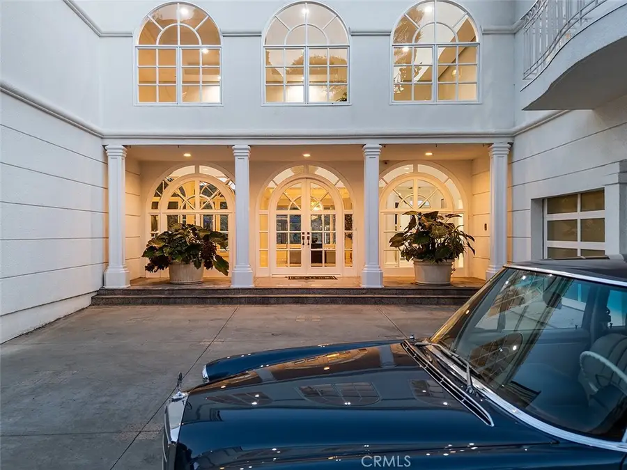 759 Foxkirk, Glendale, CA 91206 - #2