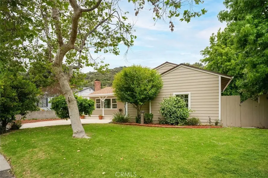 955 Eilinita, Glendale, CA 91208 - #3