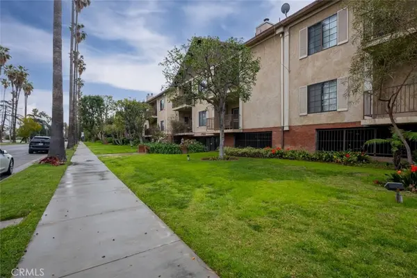 17522 Sherman Way #202, Van Nuys, CA 91406