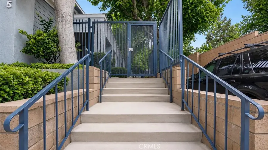 9925 Variel Avenue #26, Chatsworth, CA 91311 - #3