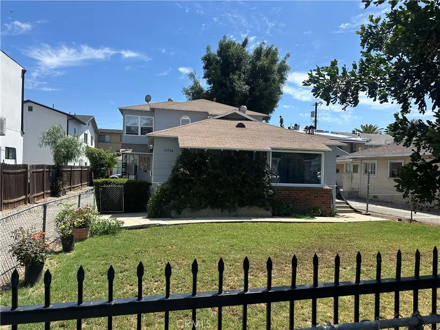 14736 Gilmore, Van Nuys, CA 91411 - #3