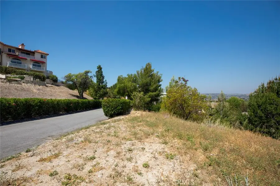 23805 Bella Vista Drive, Newhall, CA 91321 - #3