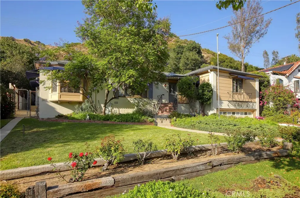 833 W Mountain, Glendale, CA 91202 - #1