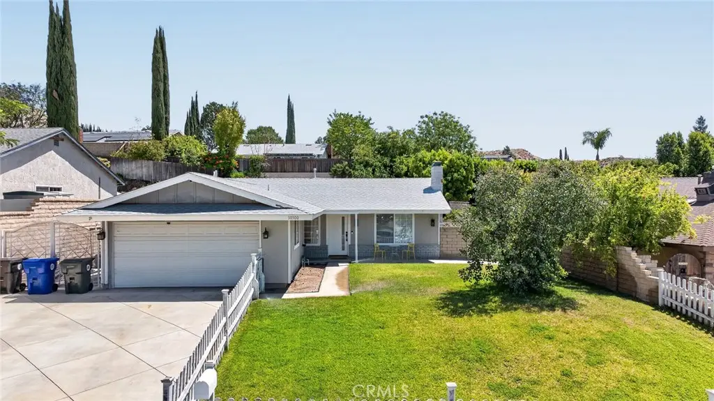 30300 Jasmine Valley, Canyon Country, CA 91387 - #1