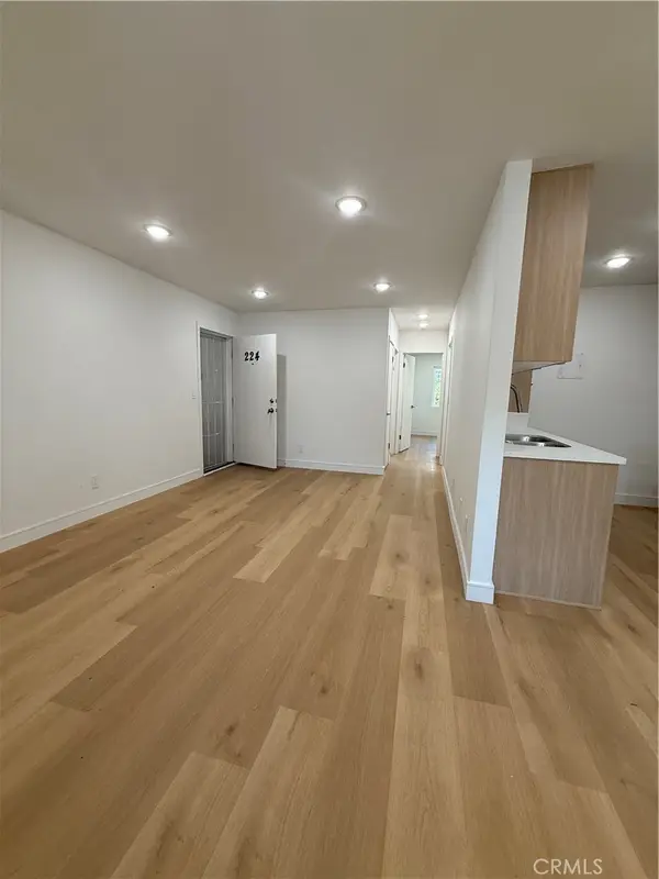 14805 Chase Street #224, Panorama City, CA 91402