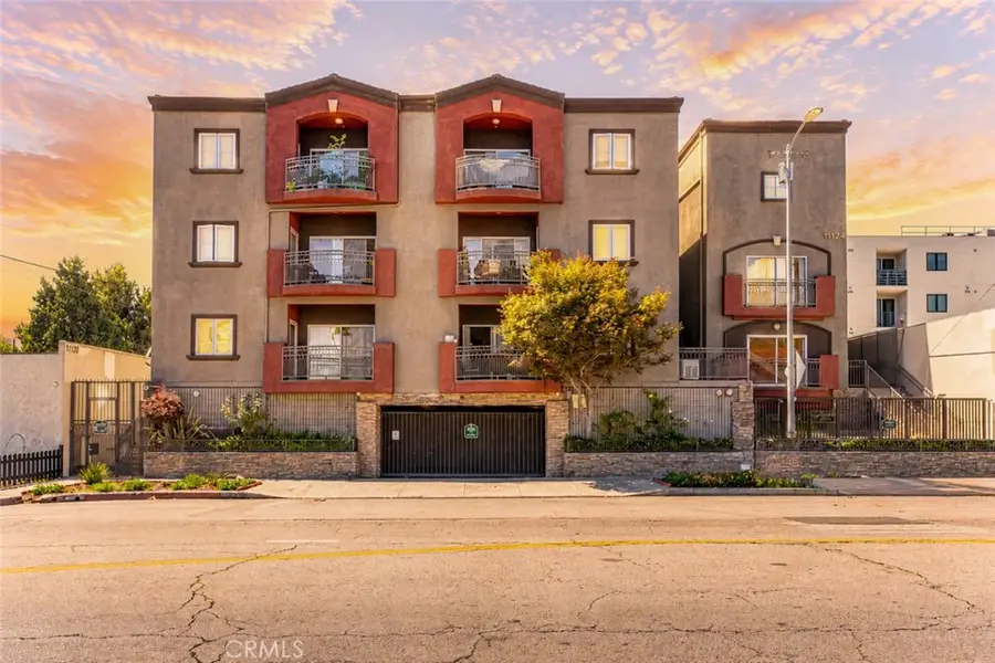 11124 Burbank Boulevard #101, North Hollywood, CA 91601 - #2