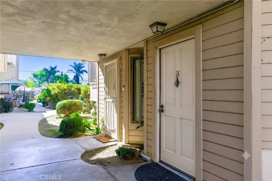 14715 Saticoy Street #14, Van Nuys, CA 91405 - #3