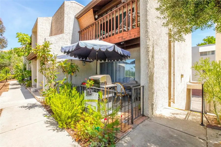 7759 Via Capri, Burbank, CA 91504 - #3